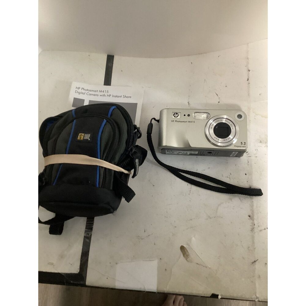 HP PhotoSmart M415 5.2MP CCD Point Shoot Vintage Y2K Digital Camera Silver